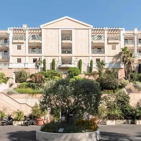 Apartment Comforts - Pool - Sea View *