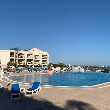 Apartment Comforts - Pool - Sea View *