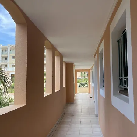 Comforts - Pool - Sea View Κάννες